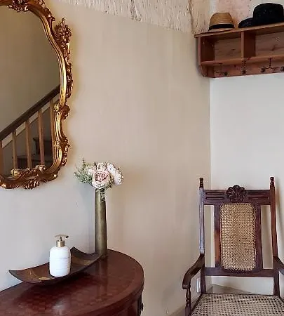 La Maison Du Senechal: Impressionant, Luxueux! * Bourdeilles